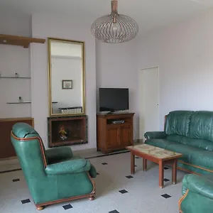 https://chez-carmen.midi-pyreneeshotels.com